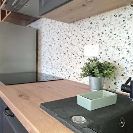 Karlo Appartement